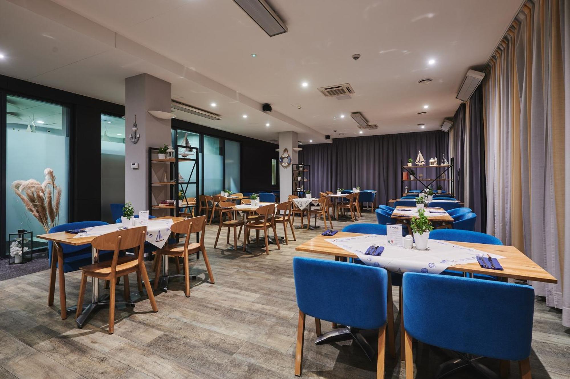 Golden Tulip Gdansk Residence Екстериор снимка