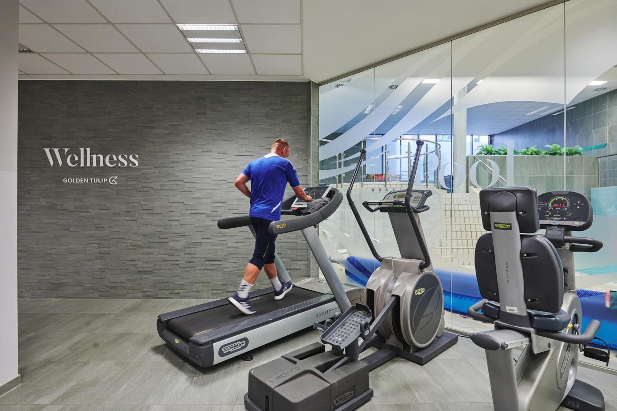 Golden Tulip Gdansk Residence Екстериор снимка